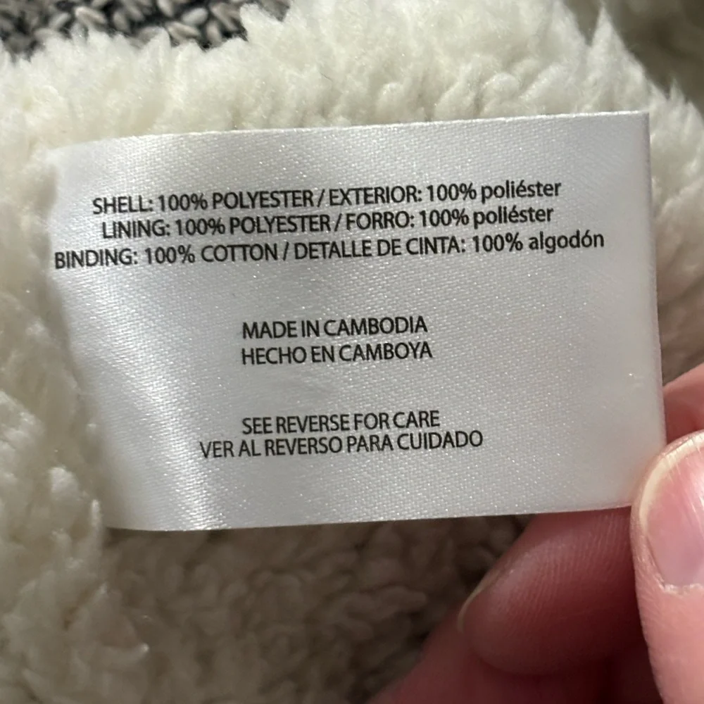 Orvis Sherpa Lined Gray Quarter-Zip Sweater, size XL - Picture 4 of 11